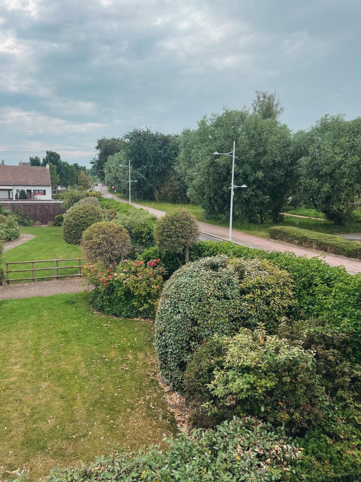 Malpertus Leilighet Bredene Eksteriør bilde